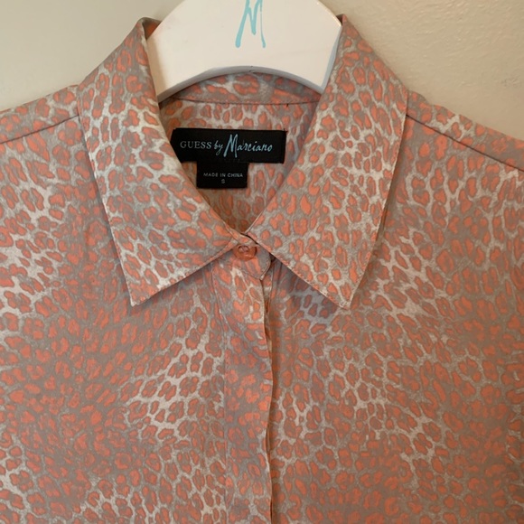 Guess by Marciano size S peach and grey blouse - Picture 3 of 14